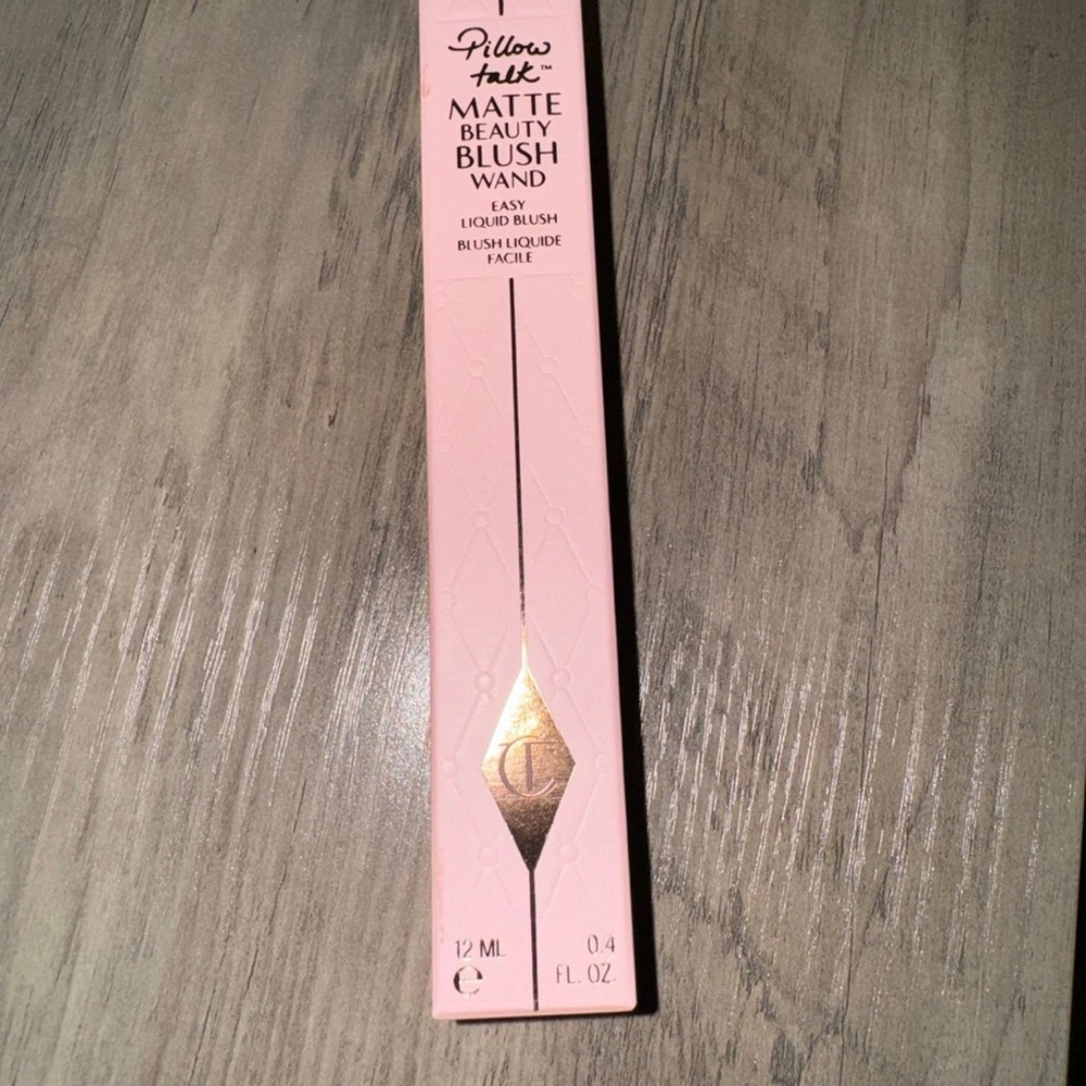 Makeup bundle(NEW) - Picture 4 of 11
